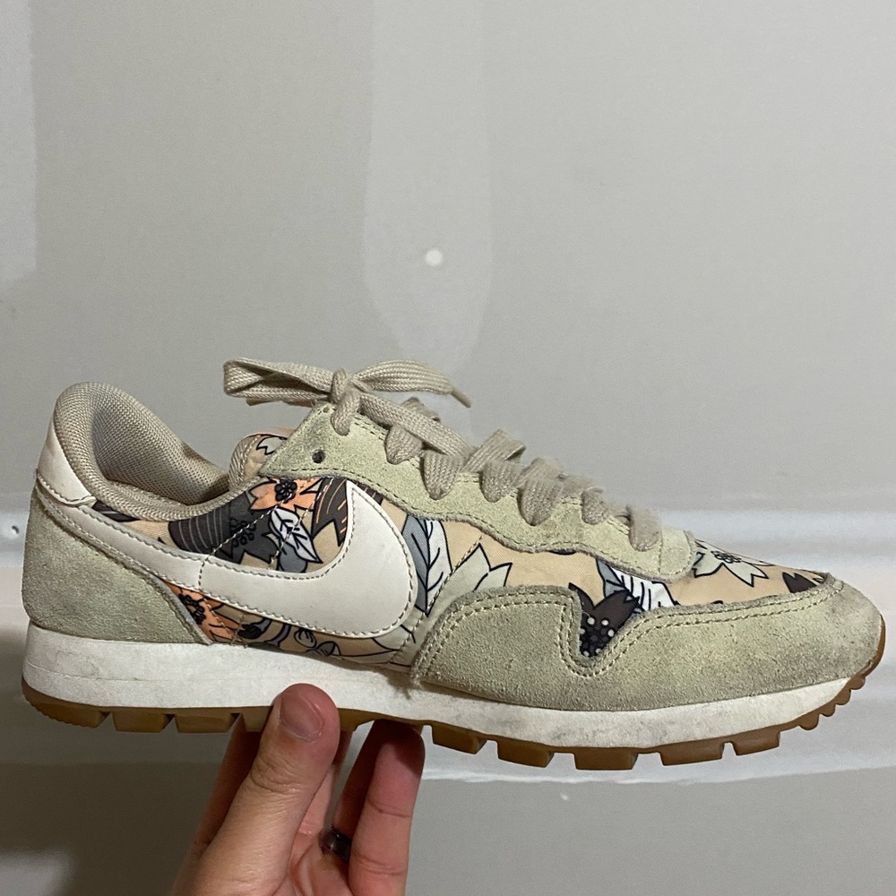 Nike Floral Sneakers